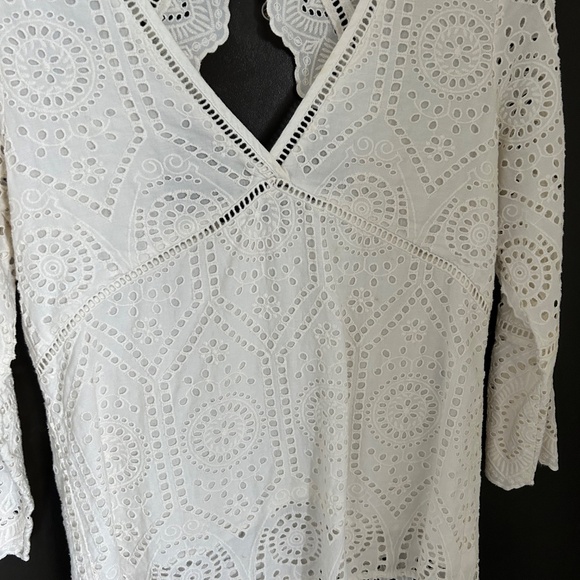 Sezane White Lace Button Back Blouse Daisy Scallop Size 36  or US Size 6 French - Picture 4 of 6